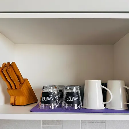 La Apartment *